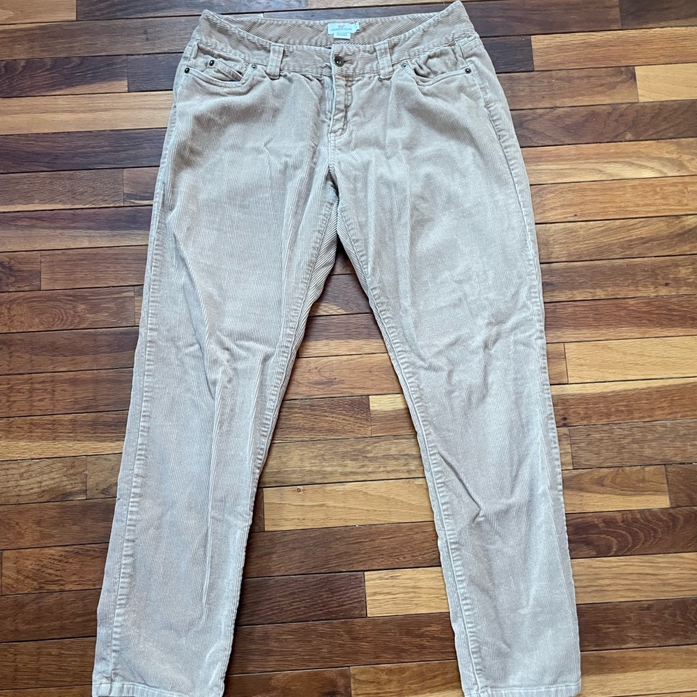 Men’s Tan Vineyard Vine pants size 8